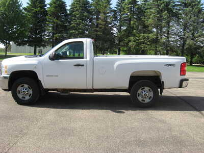2013 Chevrolet 2500 Reg Cab, $8900. Photo 1