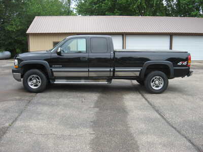 2001 Chevrolet 2500 Ext Cab, $4900. Photo 1