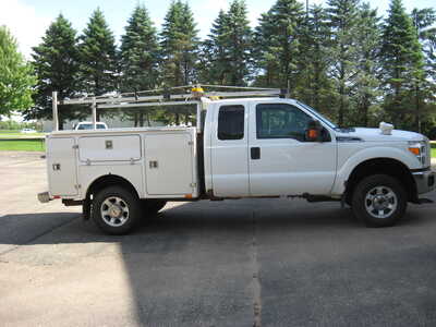 2014 Ford F250 Ext Cab, $3900. Photo 3