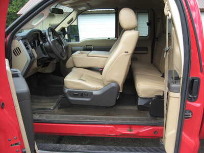 2013 Ford F250 Ext Cab, $8900. Photo 5