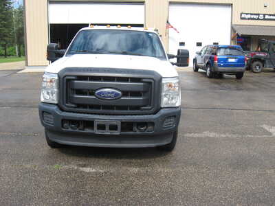 2016 Ford F250 Crew Cab, $9500. Photo 2