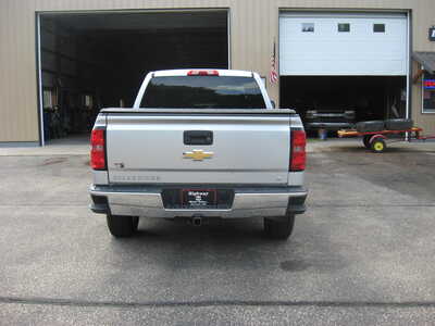 2015 Chevrolet 1500 Crew Cab, $10900. Photo 4