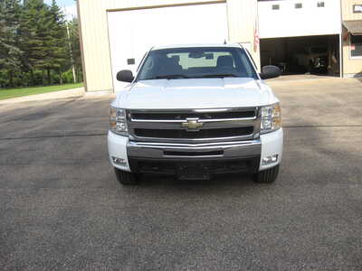 2009 Chevrolet 1500 Crew Cab, $7900. Photo 2