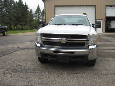 2010 Chevrolet 3500 Ext Cab, $8900. Photo 2