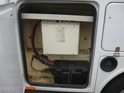 2010 Chevrolet 3500 Ext Cab, $8900. Photo 9