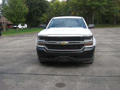 2017 Chevrolet 1500 Reg Cab, $9700. Photo 2