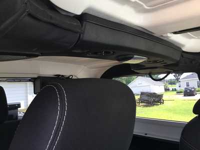 2015 Jeep Wrangler, $16998. Photo 12