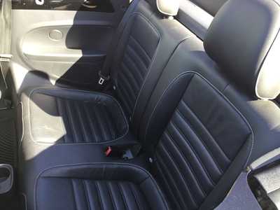 2014 Volkswagen Beetle, $13998. Photo 8