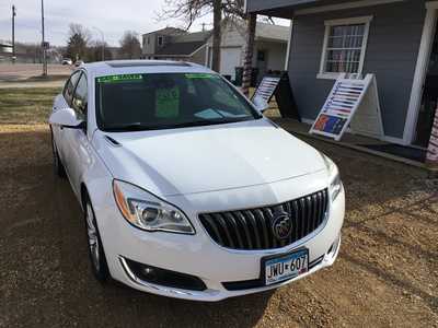 2016 Buick Regal, $16998. Photo 2