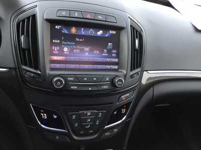2016 Buick Regal, $16998. Photo 12