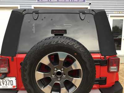 2014 Jeep Wrangler, $15998. Photo 2