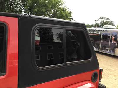 2014 Jeep Wrangler, $15998. Photo 5