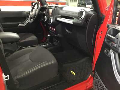 2014 Jeep Wrangler, $15998. Photo 10