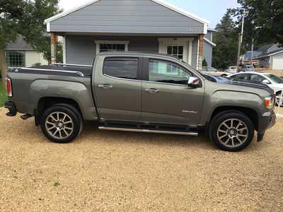 2017 GMC Canyon Crew Cab, $24998. Photo 2