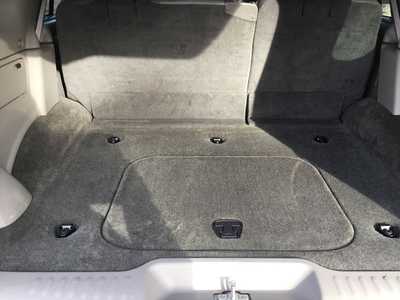 2004 GMC Envoy, $5998. Photo 9