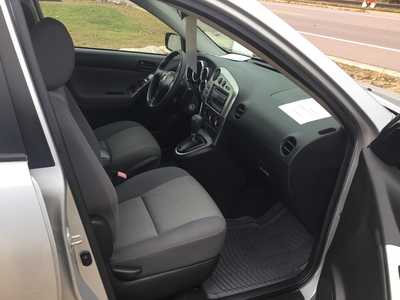 2008 Pontiac Vibe, $8998. Photo 5