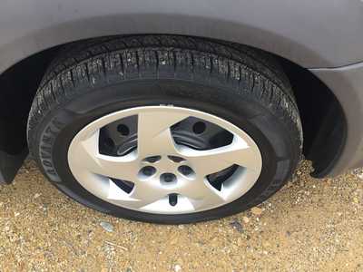 2008 Pontiac Vibe, $8998. Photo 8