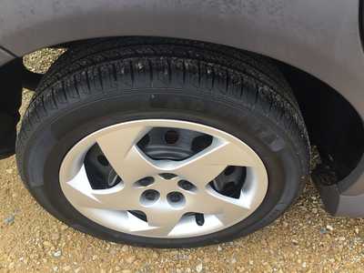 2008 Pontiac Vibe, $8998. Photo 9