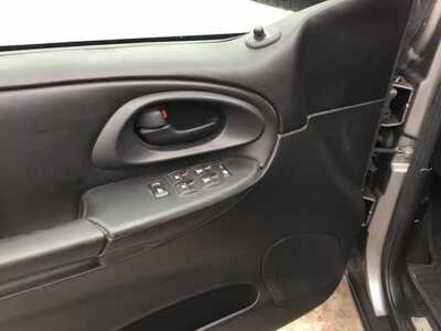 2009 Chevrolet TrailBlazer, $5998. Photo 8