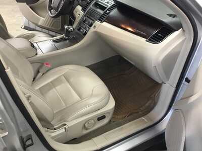 2012 Ford Taurus, $10998. Photo 8