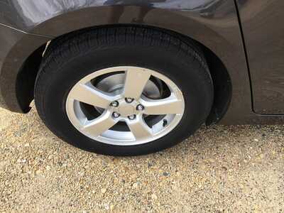 2014 Chevrolet Cruze, $8998. Photo 12