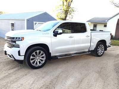 2021 Chevrolet 1500 Crew Cab, $36998. Photo 1