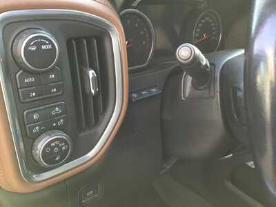 2021 Chevrolet 1500 Crew Cab, $36998. Photo 8