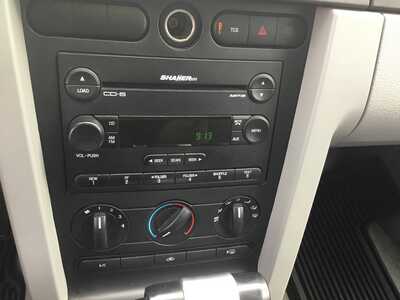 2005 Ford Mustang, $7998. Photo 10
