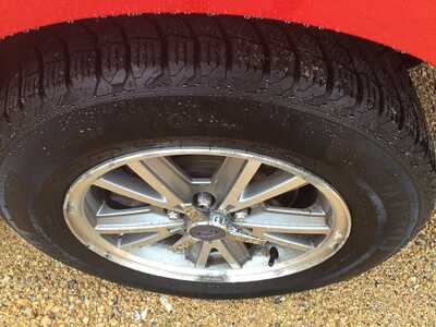 2005 Ford Mustang, $7998. Photo 12
