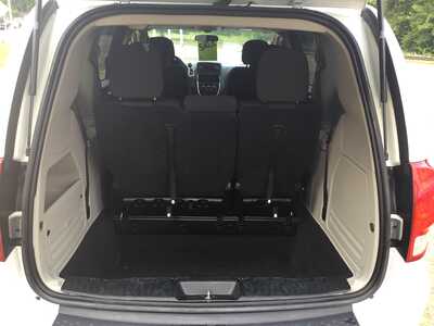 2017 Dodge Caravan, Grand, $10998. Photo 8