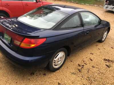 1998 Saturn S Series, $3998. Photo 3