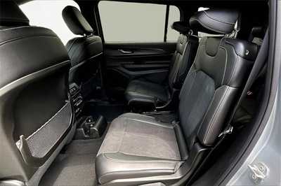 2024 Jeep Grand Cherokee L, $42170. Photo 10