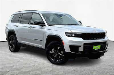 2024 Jeep Grand Cherokee L, $42170. Photo 2