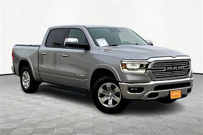 2019 RAM 1500 Crew Cab, $26700. Photo 3