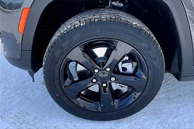 2025 Jeep Grand Cherokee L, $52917. Photo 12