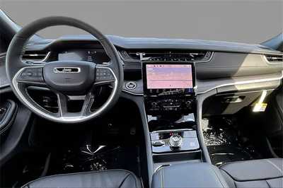 2025 Jeep Grand Cherokee L, $52917. Photo 5