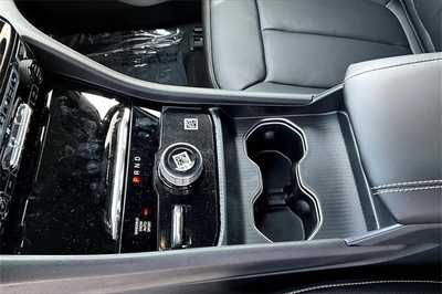 2025 Jeep Grand Cherokee L, $52917. Photo 8