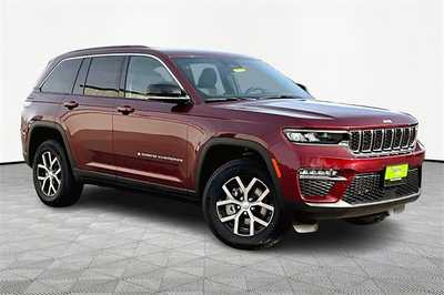 2025 Jeep Grand Cherokee, $42990. Photo 2