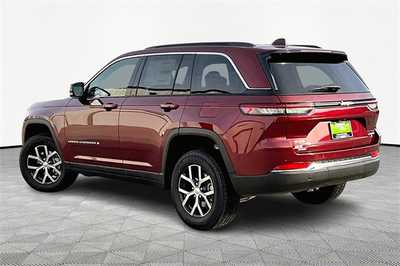 2025 Jeep Grand Cherokee, $42990. Photo 3