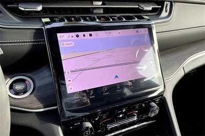 2025 Jeep Grand Cherokee, $42990. Photo 7