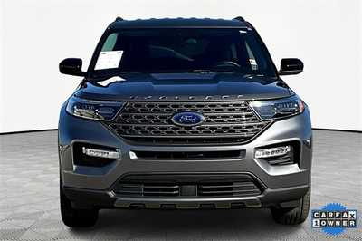 2022 Ford Explorer, $32490. Photo 2