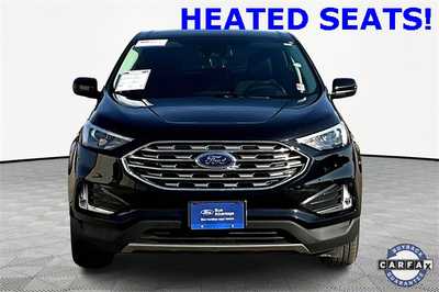 2022 Ford Edge, $26990. Photo 2