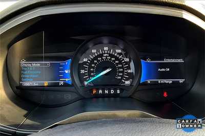 2022 Ford Edge, $26490. Photo 12