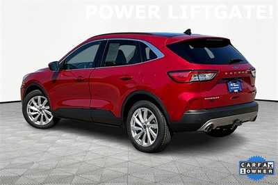 2021 Ford Escape, $24790. Photo 4