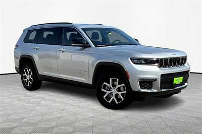 2025 Jeep Grand Cherokee L, $47951. Photo 2