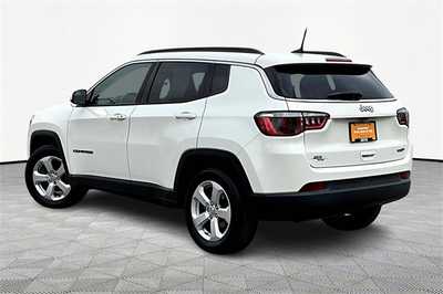 2018 Jeep Compass, $13755. Photo 4