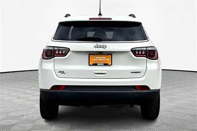 2018 Jeep Compass, $13755. Photo 6