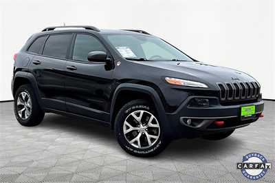 2015 Jeep Cherokee, $11500. Photo 3