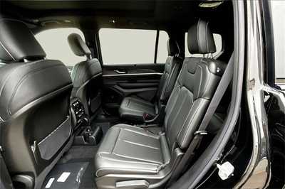 2025 Jeep Grand Cherokee L, $52990. Photo 10