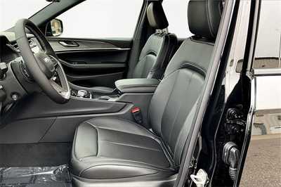 2025 Jeep Grand Cherokee L, $52990. Photo 9